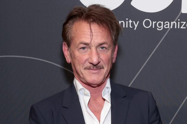 Sean Penn opisuje przejście graniczne między Ukrainą a Polską, pomoc dla uchodźców CORE