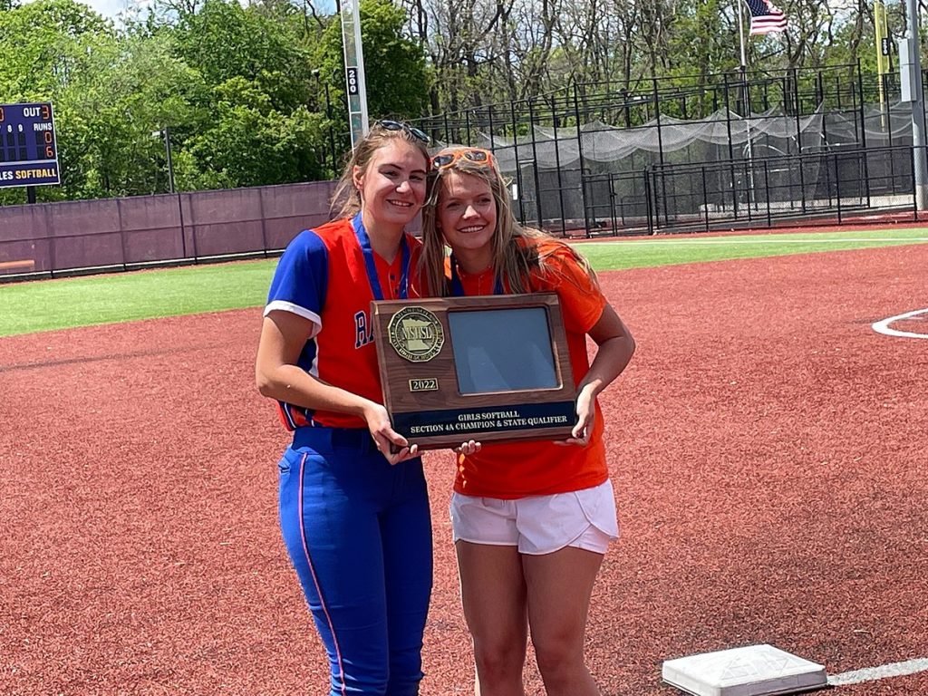 Randolph ist Dritter im Class A State Softball Tournament