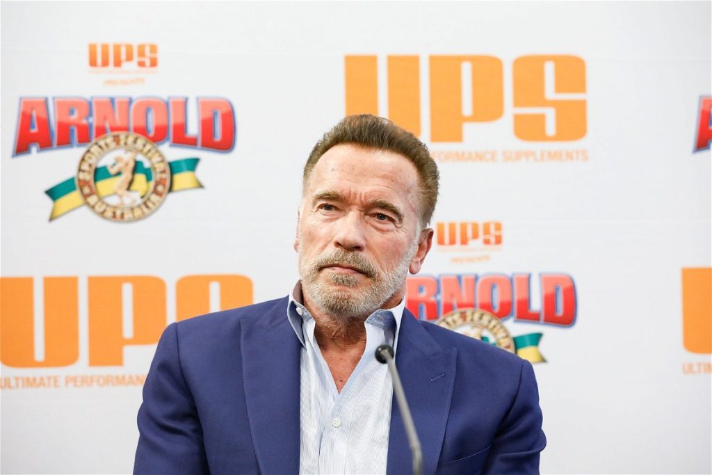 Nachdem sich die berühmte Harry-Potter-Schauspielerin für Arnold Schwarzeneggers Verhalten schämte, spricht der 59-jährige weibliche Star darüber, dass er sich in seiner Nähe „sicher“ fühlt