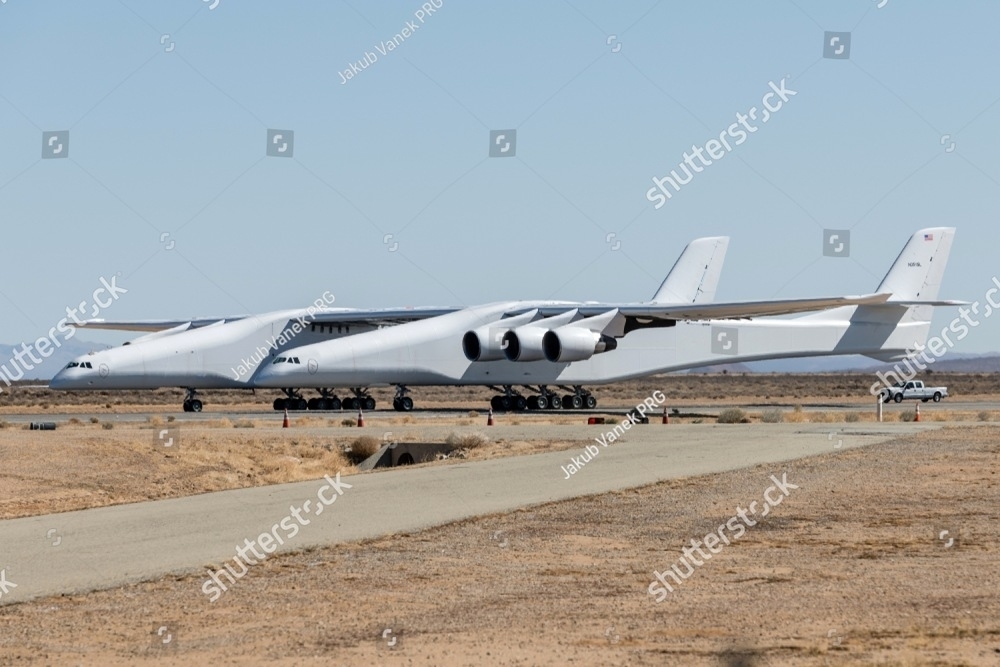 Das Stratolaunch-Flugzeug zielt darauf ab, Satellitenstarts neu zu definieren